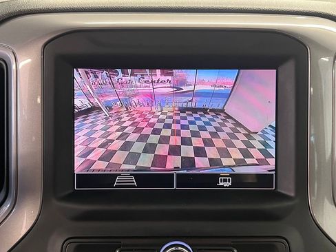 Used 2022 Chevrolet Silverado 1500 Custom Trail Boss image 28