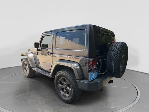 Used 2017 Jeep Wrangler Sport AWD/4WD image 4