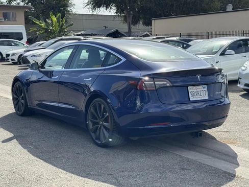 Used 2020 Tesla Model 3 Performance image 2