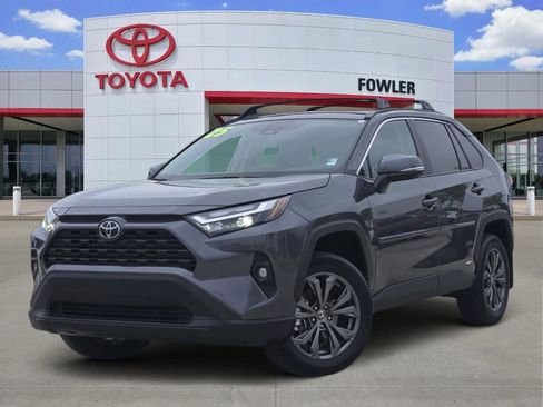 Certified 2025 Toyota RAV4 XLE Premium image 1