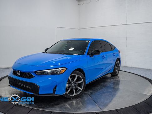 Used 2025 Honda Civic Sport Touring image 3