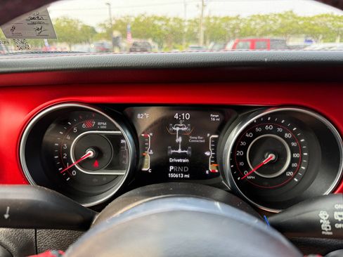 Used 2021 Jeep Wrangler Unlimited Rubicon AWD/4WD image 20