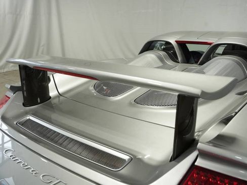 Used 2005 Porsche Carrera GT image 44