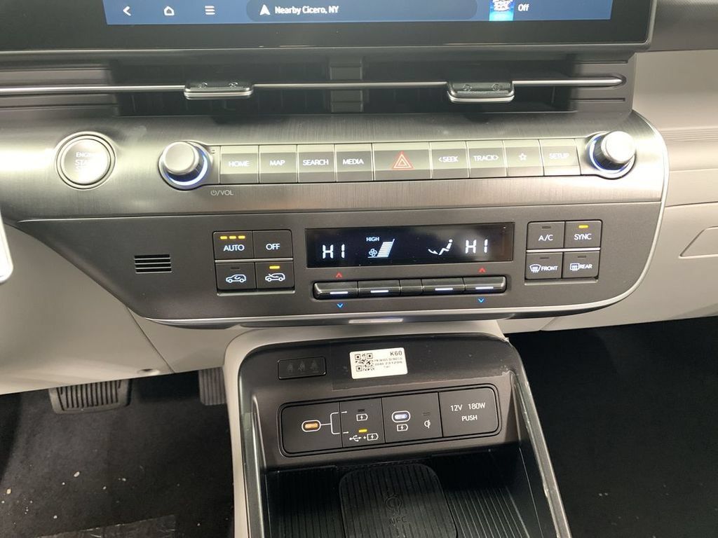 Used 2024 Hyundai Kona SEL w/ Convenience Package AWD/4WD image 17