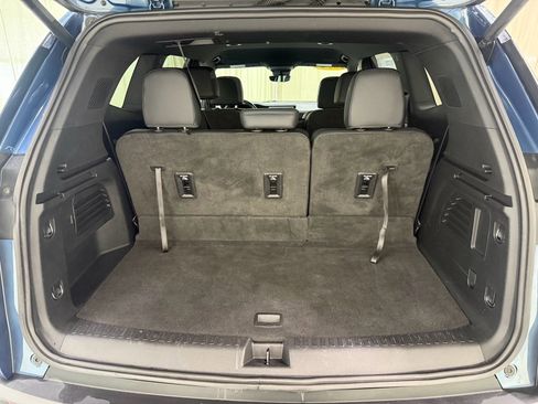 Certified 2024 GMC Acadia AT4 w/ Super Cruise Package image 17