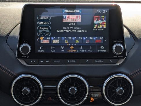 Used 2025 Nissan Sentra SR w/ SR Premium Package image 15