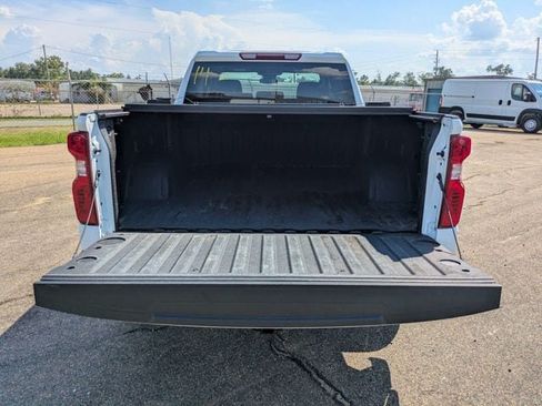 Used 2023 Chevrolet Silverado 1500 W/T w/ WT Value Package AWD/4WD image 13