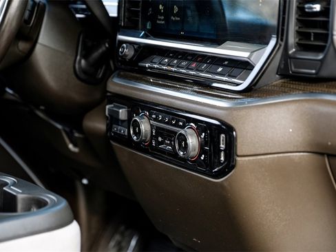 Used 2022 Chevrolet Silverado 1500 LT w/ Max Trailering Package image 21