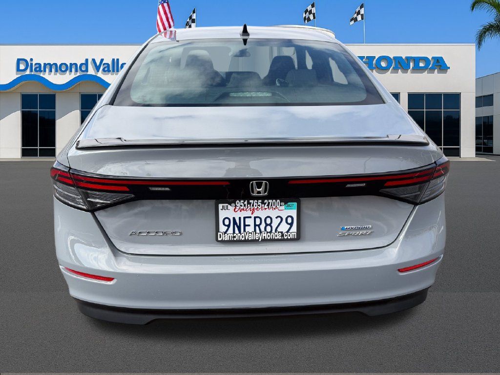Used 2024 Honda Accord Sport image 5