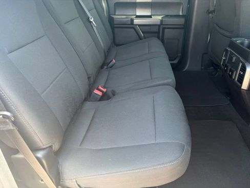 Used 2019 Ford F150 XLT w/ Equipment Group 302A Luxury AWD/4WD image 17