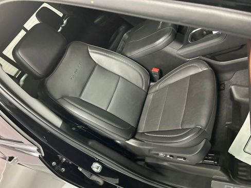 Used 2024 GMC Sierra 2500 Denali w/ Denali Reserve Package image 26