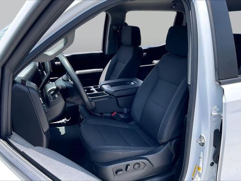 Used 2024 Chevrolet Silverado 1500 Custom RWD image 8