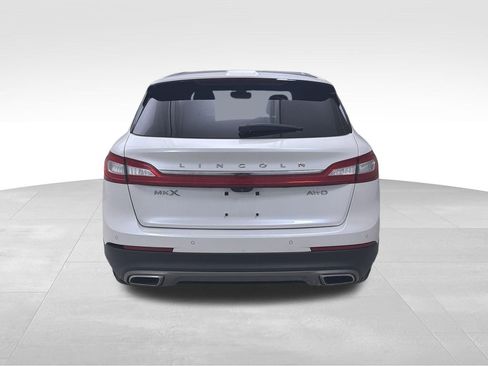 Used 2016 Lincoln MKX Reserve w/ Technology Package image 8