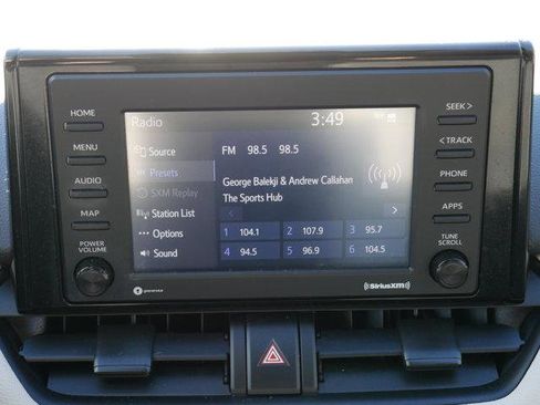 Used 2022 Toyota RAV4 XLE w/ Convenience Package AWD/4WD image 17