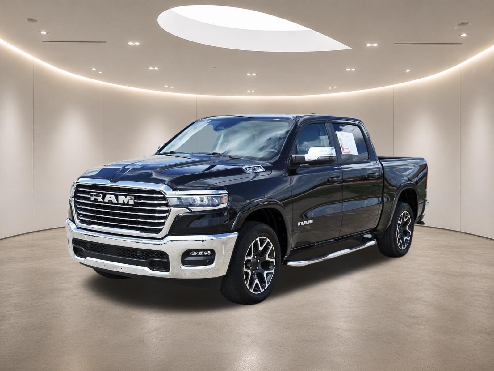 Used 2025 RAM 1500 Laramie w/ Bed Utility Group AWD/4WD image 3