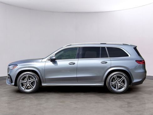 New 2026 Mercedes-Benz GLS 450 4MATIC image 4