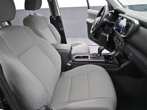 Used 2021 Toyota Tacoma SR w/ SR Convenience Package image 27