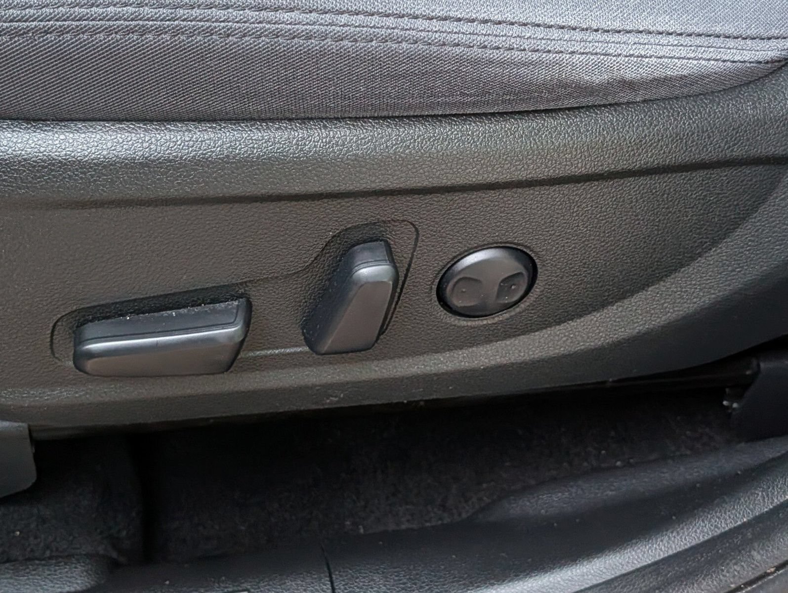 Used 2023 Hyundai Santa Fe SEL AWD/4WD image 18