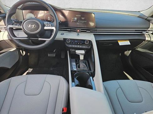 New 2026 Hyundai Elantra Limited image 13