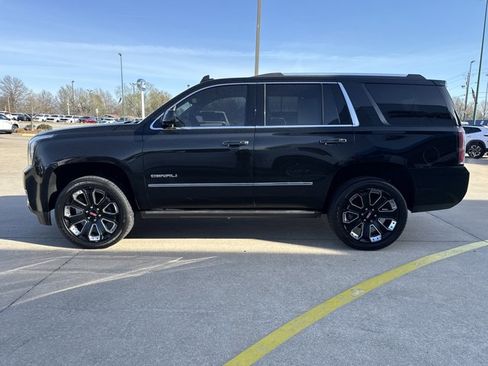 Used 2017 GMC Yukon Denali w/ Open Road Package image 15