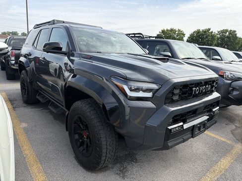 Used 2025 Toyota 4Runner TRD Pro AWD/4WD image 2