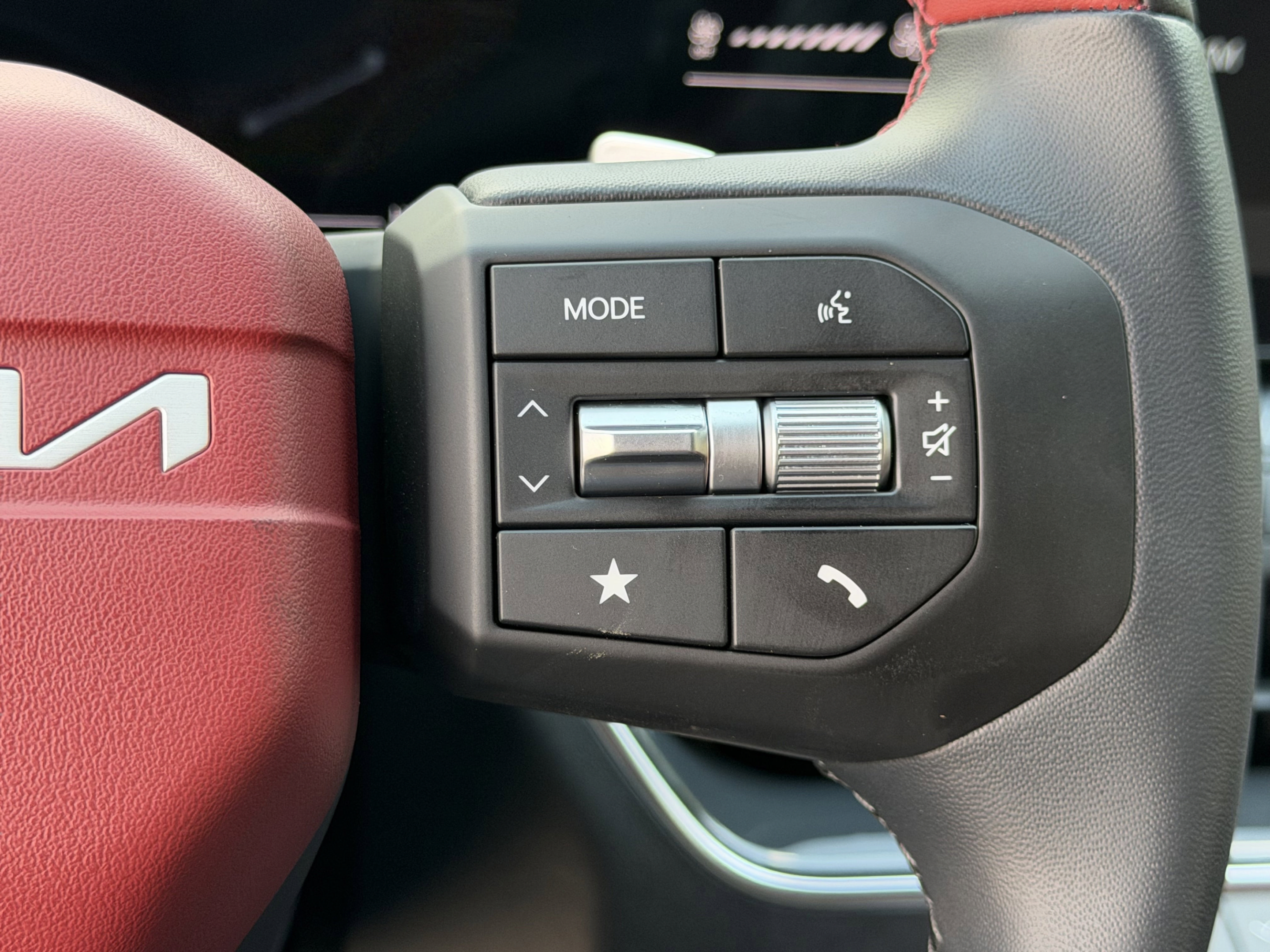 New 2026 Kia K4 EX w/ GT-Line Premium Package FWD image 19