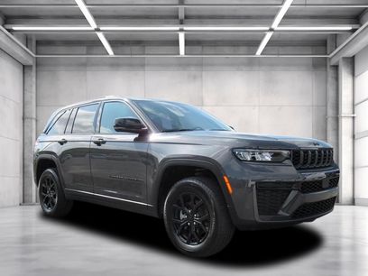 New 2026 Jeep Grand Cherokee Altitude