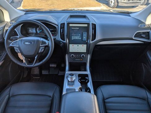Certified 2024 Ford Edge SEL w/ Convenience Package image 18