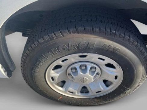 Used 2019 Nissan NV 2500 SV image 10