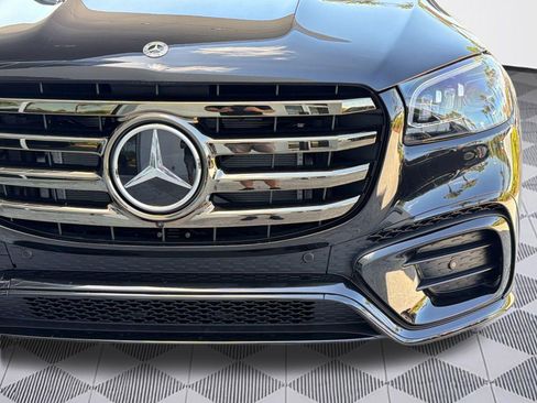 New 2026 Mercedes-Benz GLS 450 4MATIC image 22
