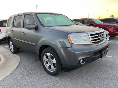 Used 2013 Honda Pilot EX image 2