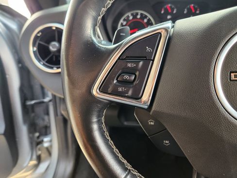 Used 2023 Chevrolet Camaro LT w/ Technology Package RWD image 29