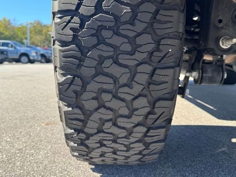 Used 2023 Ford Bronco Badlands image 27