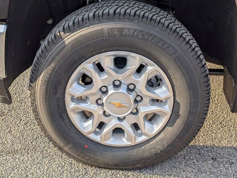 New 2026 Chevrolet Silverado 2500 LT w/ All Star Edition image 9