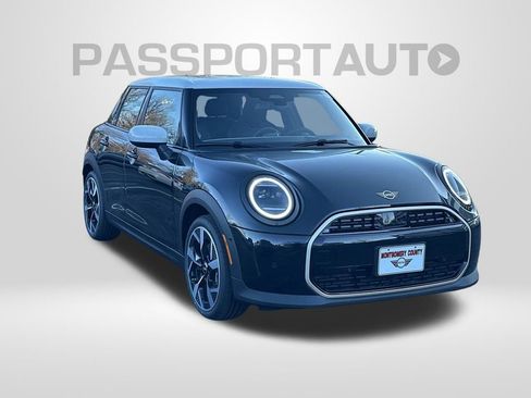 New 2026 MINI Cooper 4-Door Hardtop image 5