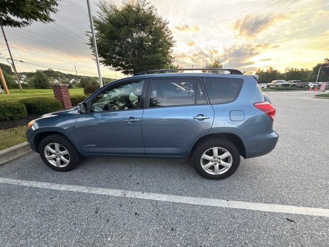 Used 2008 Toyota RAV4 Limited w/ Tow Prep Pkg AWD/4WD image 3