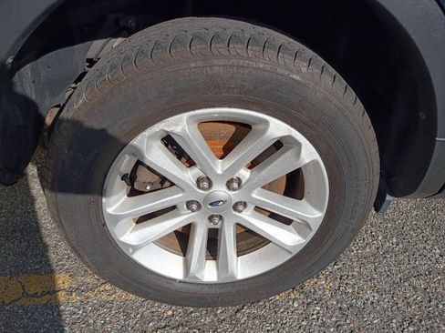 Used 2014 Ford Explorer XLT w/ Equipment Group 202A image 37