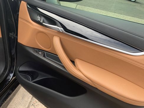 Used 2019 BMW X6 sDrive35i w/ M Sport Package image 29