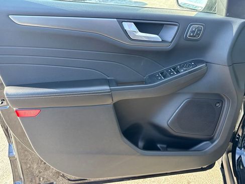 Certified 2023 Ford Escape Active w/ Tech Pack #2 image 16