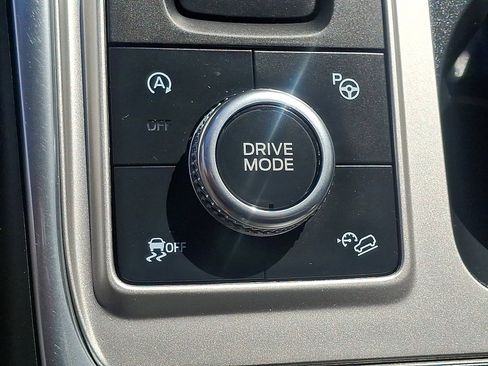 Used 2020 Ford Explorer ST w/ Premium Technology Package image 26