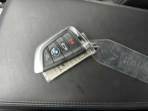 Used 2025 BMW M3 Competition AWD/4WD image 26