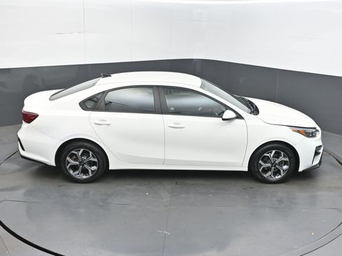 Used 2021 Kia Forte LXS FWD image 36