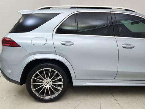 Used 2025 Mercedes-Benz GLE 350 4MATIC image 12