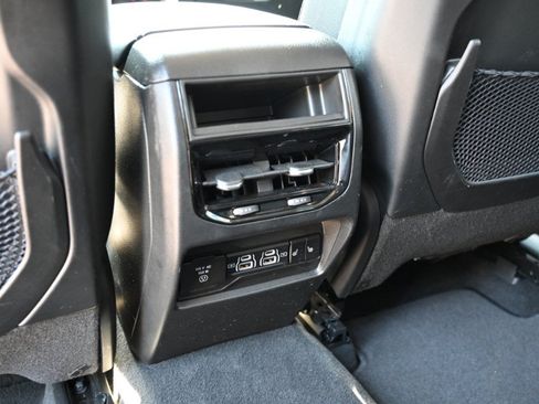 Used 2023 Jeep Grand Cherokee 4WD 4xe image 21
