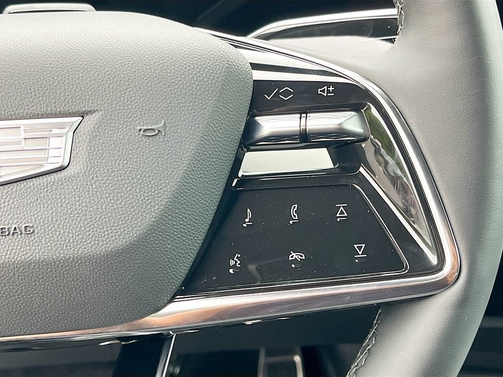 New 2027 Cadillac Optiq Premium Luxury AWD/4WD image 19
