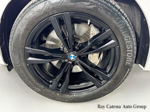 Certified 2024 BMW X7 xDrive40i w/ M Sport Package AWD/4WD image 33