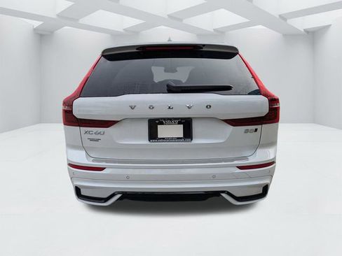 New 2026 Volvo XC60 B5 Plus w/ Protection Package Premier AWD/4WD image 6