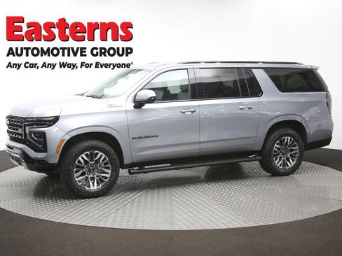 Used 2025 Chevrolet Suburban Z71 AWD/4WD image 60