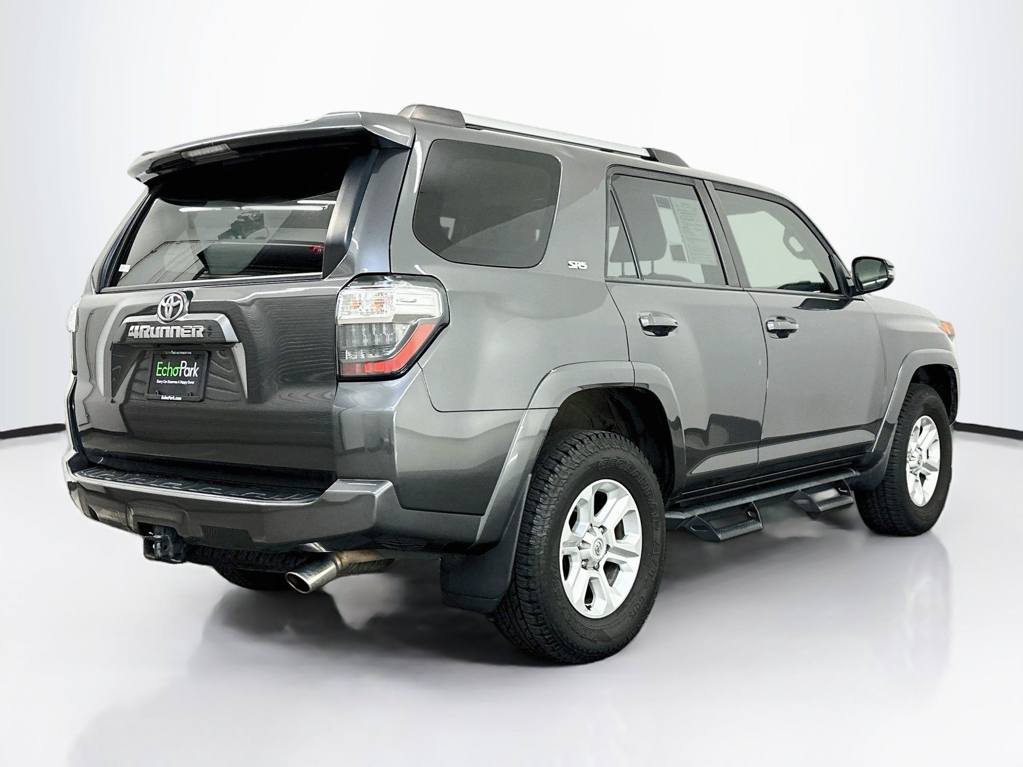 Used 2022 Toyota 4Runner SR5 Premium w/ Moonroof Package AWD/4WD image 9
