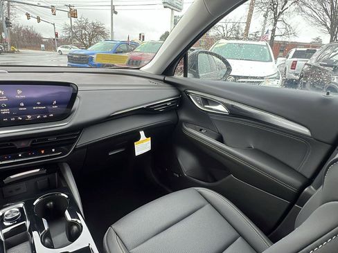 New 2026 Buick Envision Preferred image 24